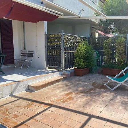 Villaggio Tucano Le Castelle Le Castella  Ngoại thất bức ảnh